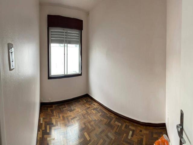 #68 - Apartamento para Venda em Porto Alegre - RS