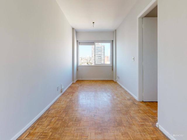 #128 - Apartamento para Venda em Porto Alegre - RS - 2